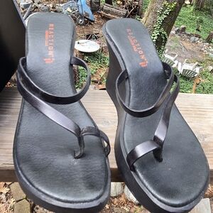 Kenneth Cole Reaction Leather & Wood Stunning RARE Platform Sandal Wedge Sz7